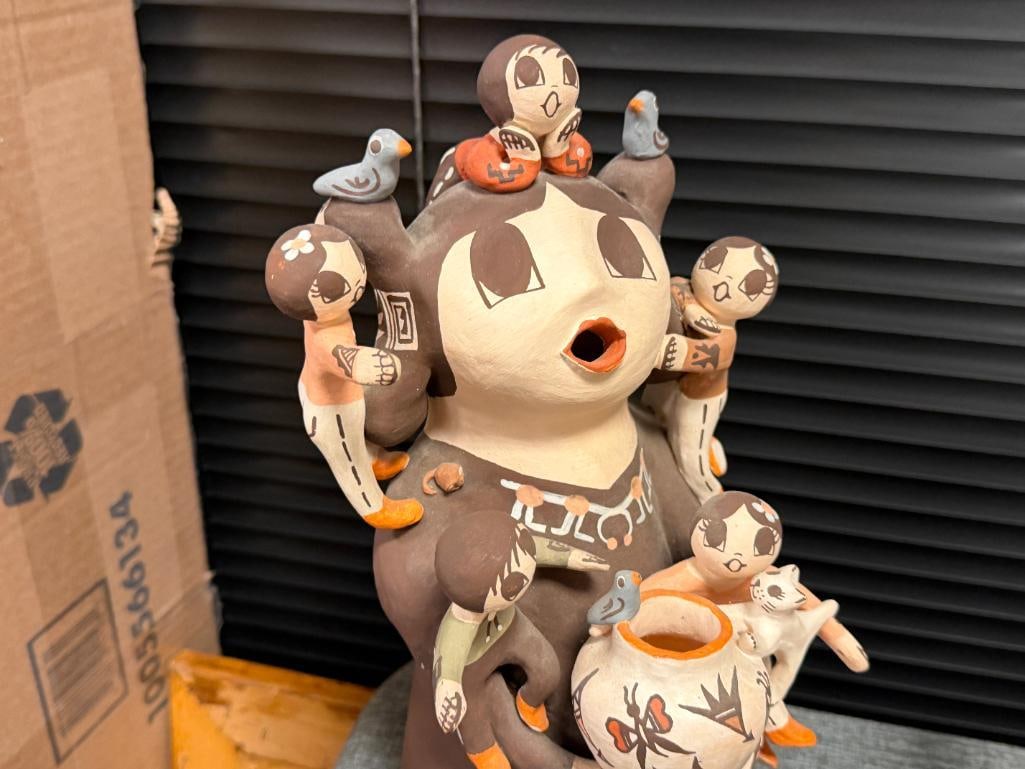 CHRISTINE AGGIE HENDERSON - PANCHO CELEBRATED ACOMA PUEBLO POTTERY ARTIST LARGE STORYTELLER DOLL - 2