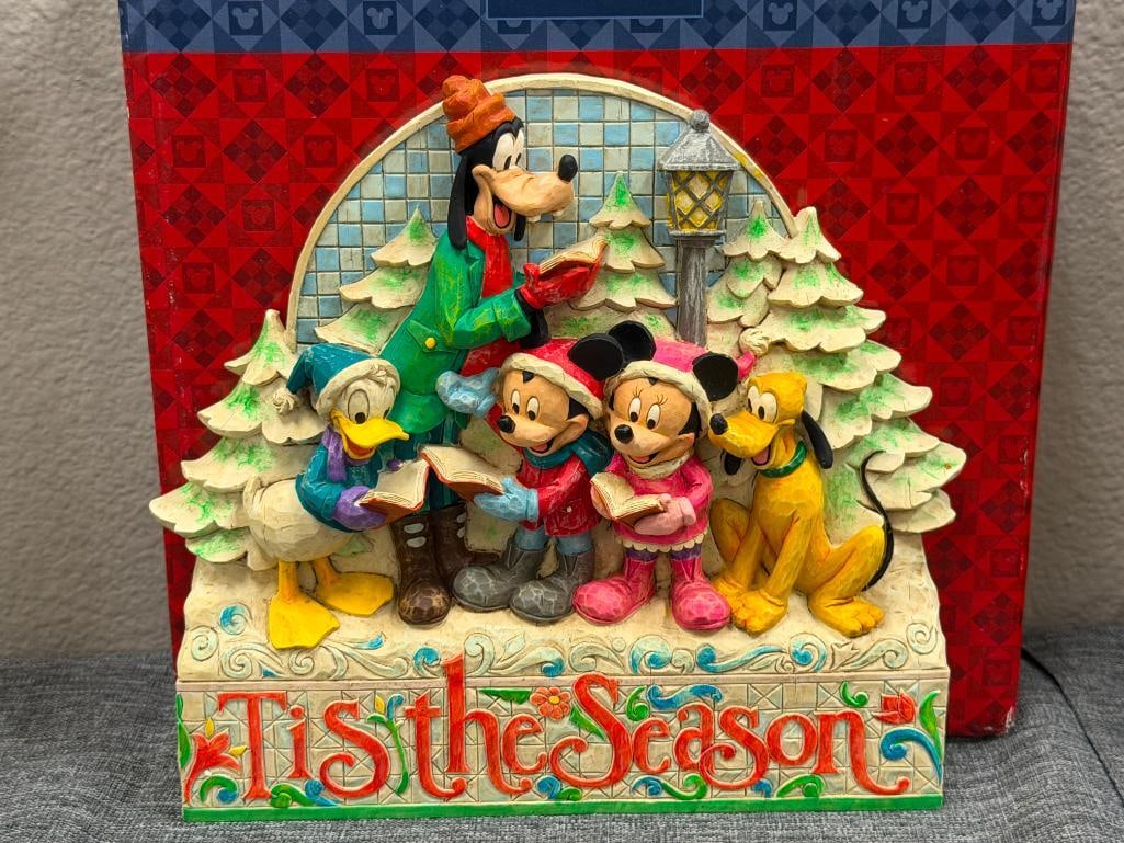 WALT DISNEY SHOWCASE COLLECTION JIM SHORE / ENESCO WHIMSICAL FIGURINE TIS THE SEASON #4005629 - 2