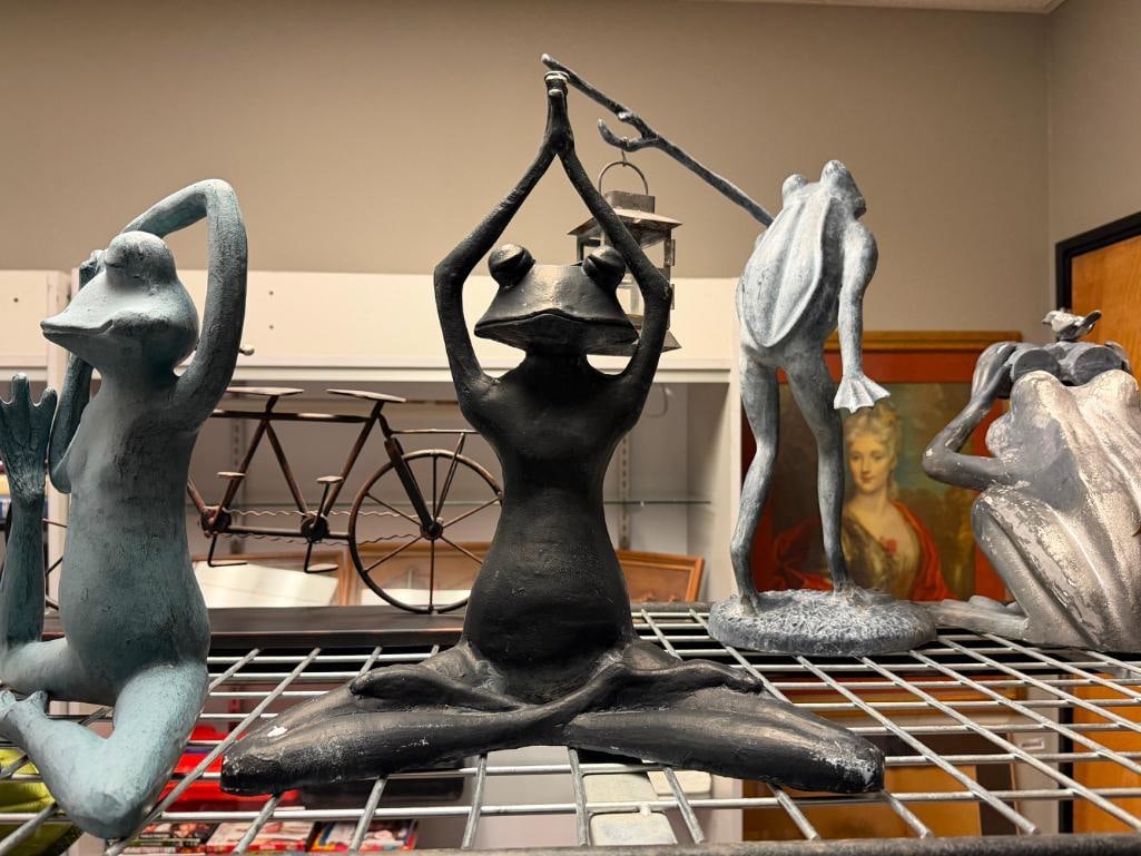 THREE SPI HOME " FROG FRIENDS " YOGA CLASS CAST ALUMINUM GARDEN YARD ART SCULPTURES - 3