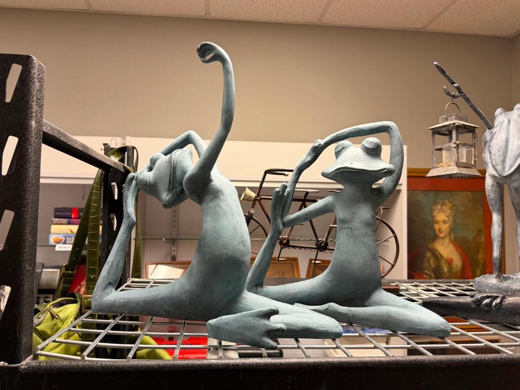 THREE SPI HOME " FROG FRIENDS " YOGA CLASS CAST ALUMINUM GARDEN YARD ART SCULPTURES - 8