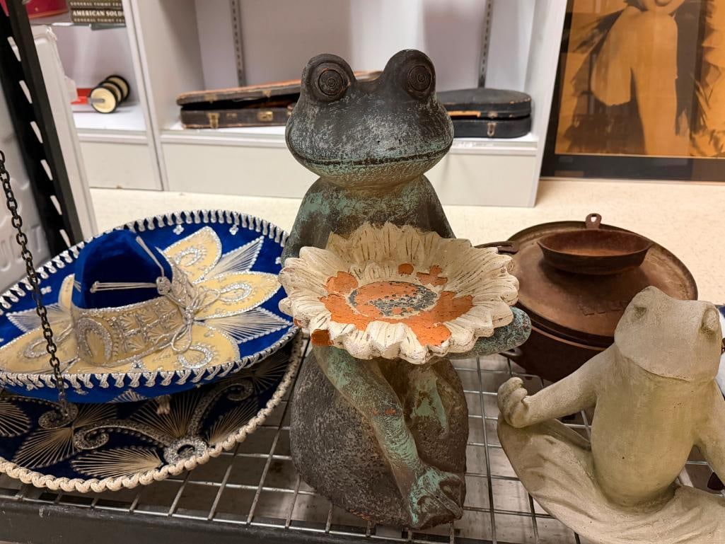 ATLANTA WATER GARDEN CEMENT FROG SCULPTURE AND CLAY POTTERY SUNFLOWER STANDING FROG SCULPTURE - 6