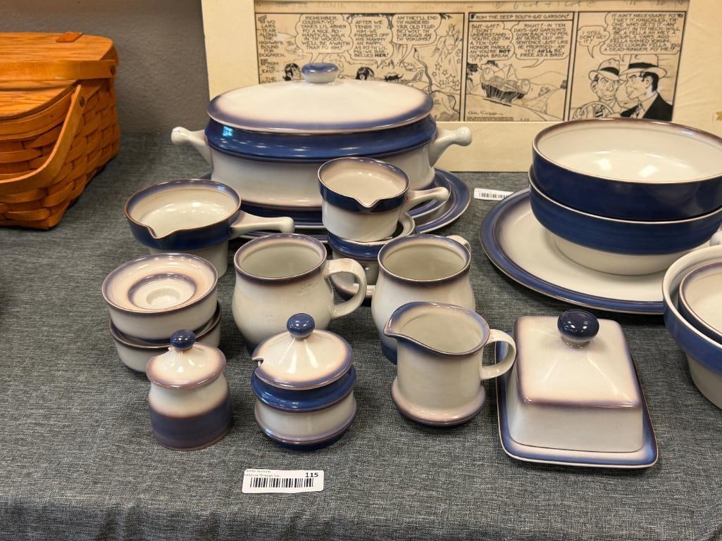 VINTAGE W. GOEBEL OESLAUER BLUE AND WHITE OVENPROOF STONEWARE DINNERWARE - 2