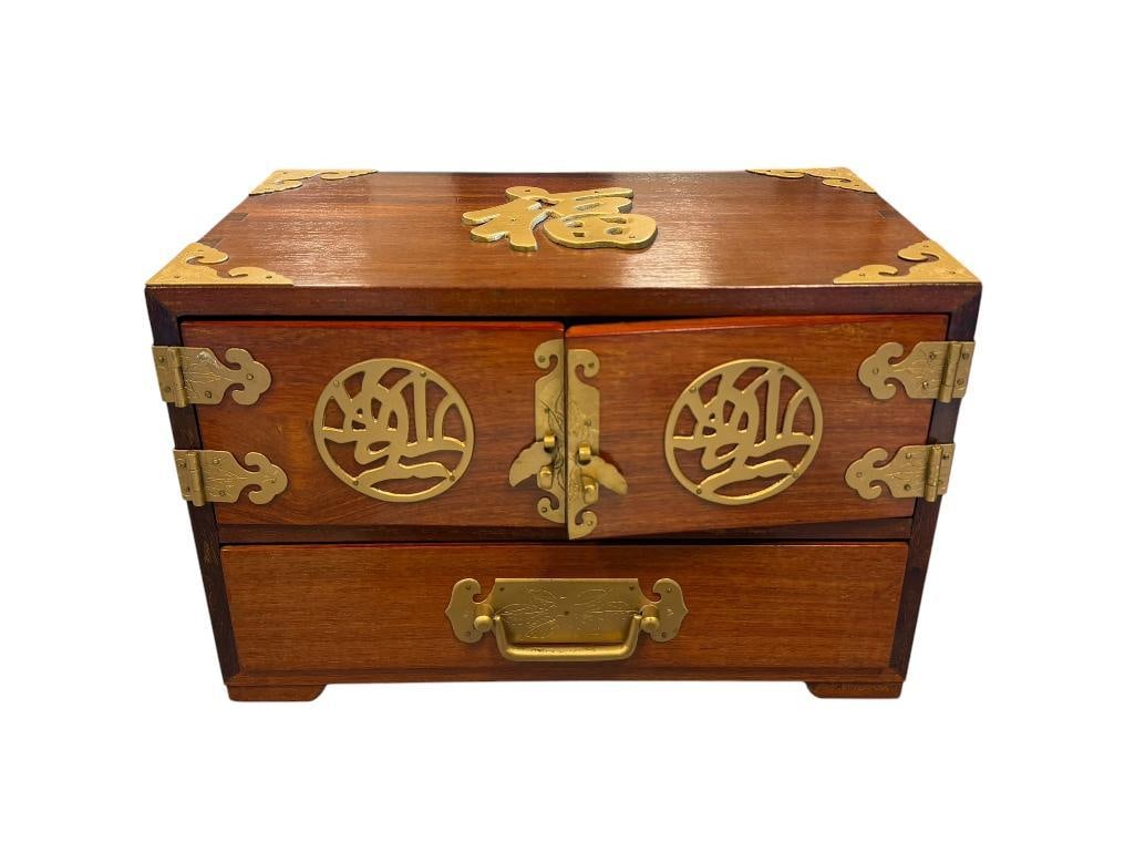 VINTAGE CHINESE ROSEWOOD AND BRASS JEWELRY BOX WITH ORNATE HARDWARE AND MEDALLIONS (1 of 20)