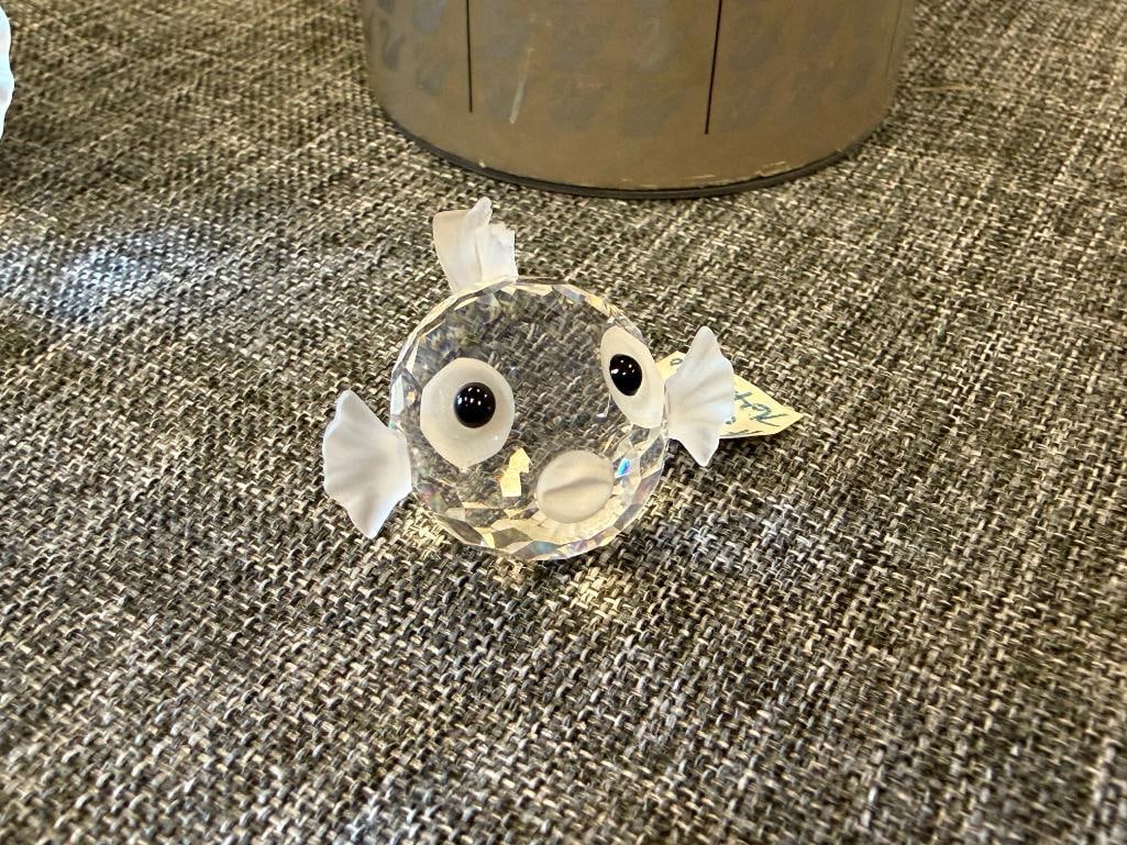 SWAROVSKI CRYSTAL MINI AND LARGE SOUTH SEA BLOWFISH FIGURINES 7644NR001 / NR0020 - 4