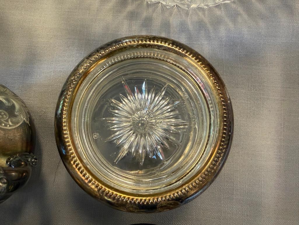 HOMAN SILVER PLATE CO. ANTIQUE HAND CHASED SILVER TEA SET - 4