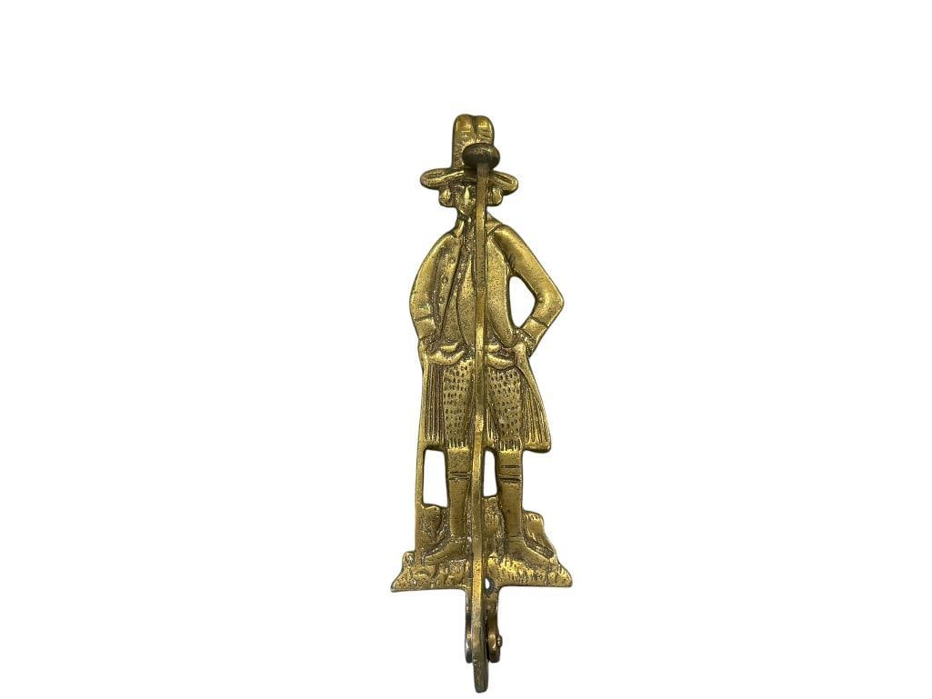 VINTAGE ENGLISH MADE SOLID BRASS FIGURAL CLOTHES HANGER (1 of 9)