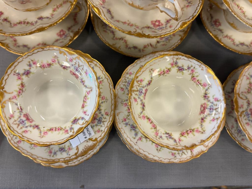 ANTIQUE VICTORIAN ERA THEODORE HAVILAND LIMOGES BOUILLON AND CUSTARD RAMEKINS WITH SAUCERS - 17
