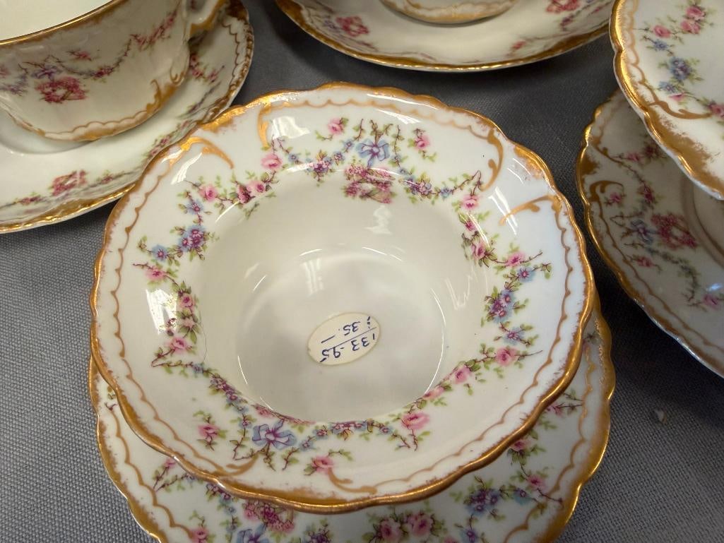 ANTIQUE VICTORIAN ERA THEODORE HAVILAND LIMOGES BOUILLON AND CUSTARD RAMEKINS WITH SAUCERS - 4