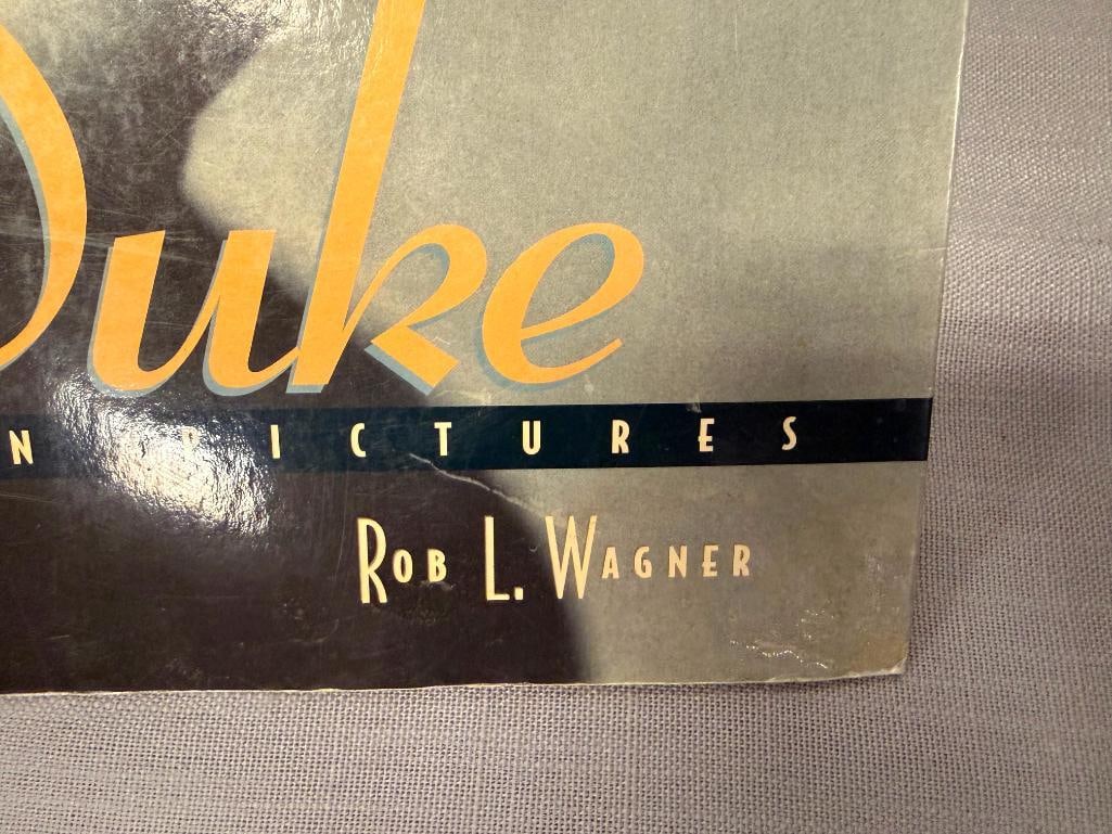 THE DUKE A LIFE IN PICTURES FIRST EDITION 2001 AND NAPLITANO JOHN WAYNE PORTRAIT PRINT - 4