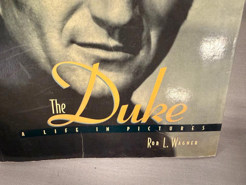 THE DUKE A LIFE IN PICTURES FIRST EDITION 2001 AND NAPLITANO JOHN WAYNE PORTRAIT PRINT - 5