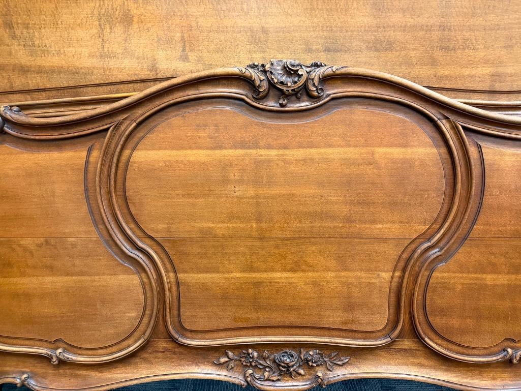 ANTIQUE FRENCH LOUIS XV STYLE CARVED WALNUT FULL SIZE BED FRAME - 8