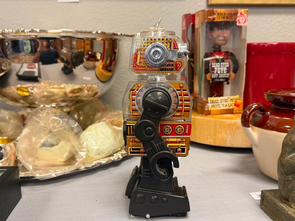 VINTAGE HORIKAWA PISTON ROBOT / SKELETON PISTON ROBOT MADE IN JAPAN CIRCA 1970'S - 6