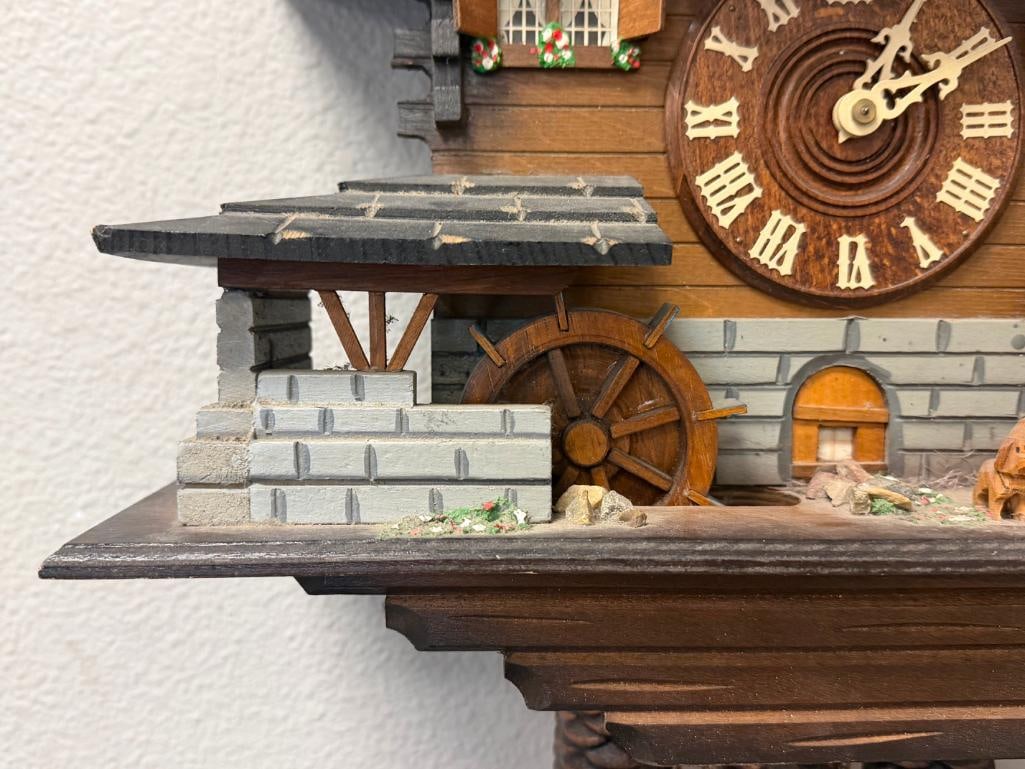 VINTAGE GERMAN MADE BLACK FOREST CUCKOO / COO-COO CLOCK - 8