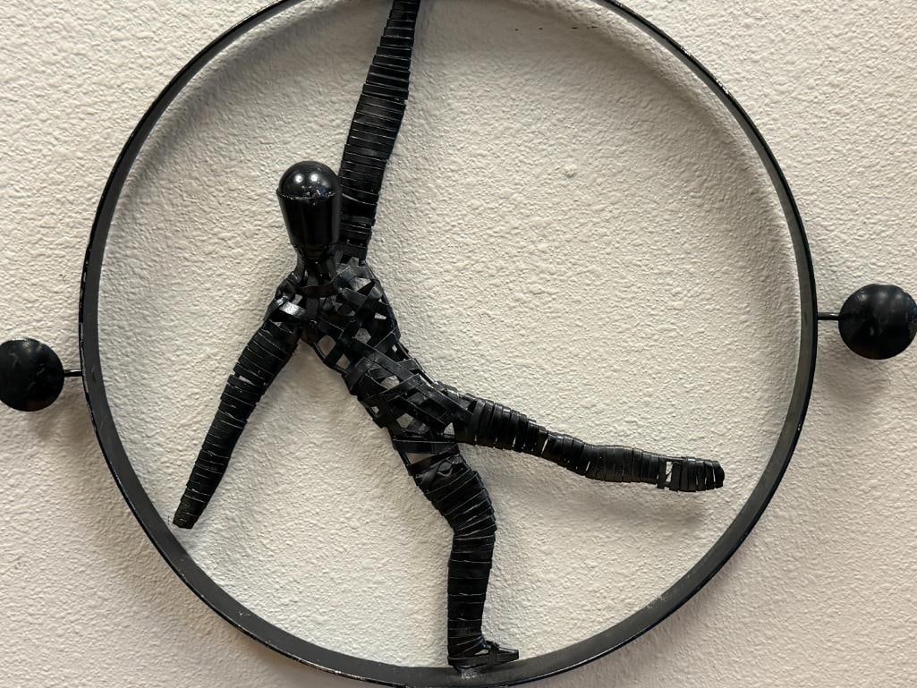 BRUTALIST STYLE METAL WALL DECOR - 2