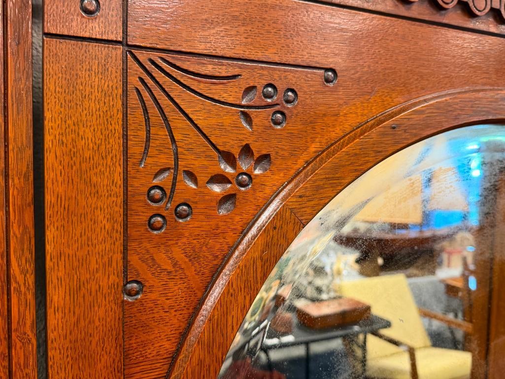 ANTIQUE EASTLAKE SPOON CARVED DRESSER WITH ATTACHED ROUND MIRROR WITH FLORAL DESIGN - 5