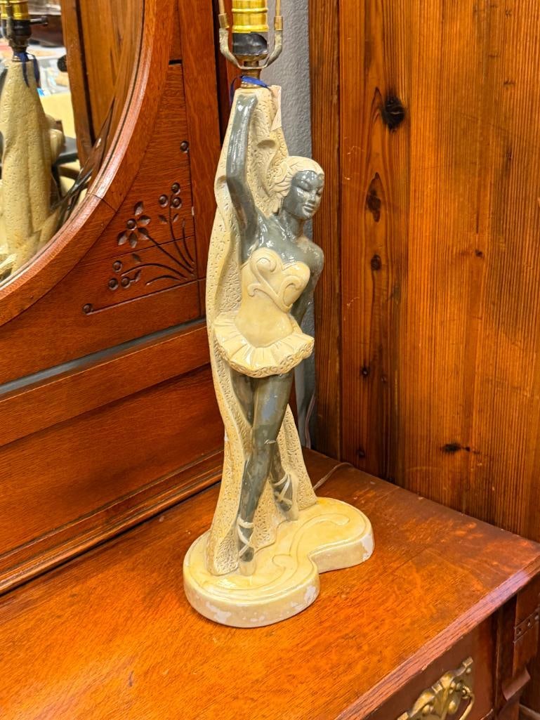 VINTAGE AFRICAN AMERICAN BALLERINA FIGURAL TABLE LAMP - 2