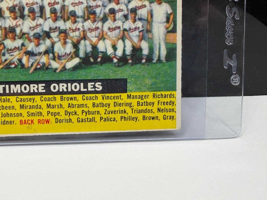 1956 TOPPS #100 BALTIMORE ORIOLES TEAM BASEBALL CARD - 4