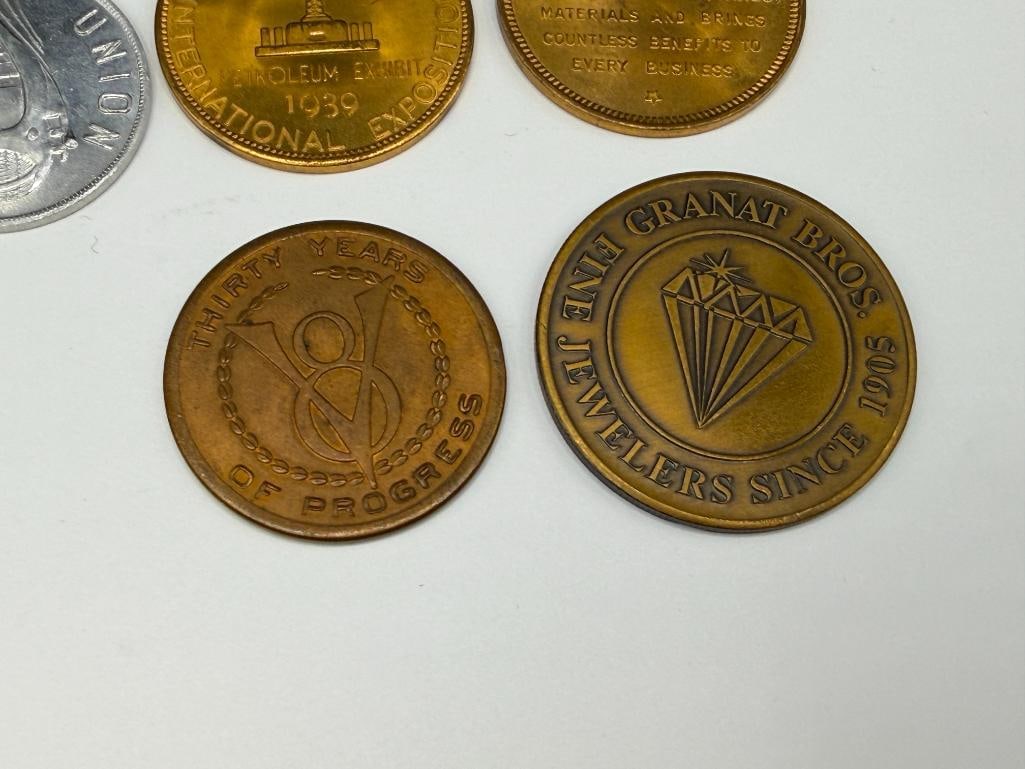 ASSORTED COLLECTIBLE TOKENS INCLUDING 1933 FORD V8 PROGRESS TOKEN AND 1939 GOLDEN GATE EXPO TOKENS - 3