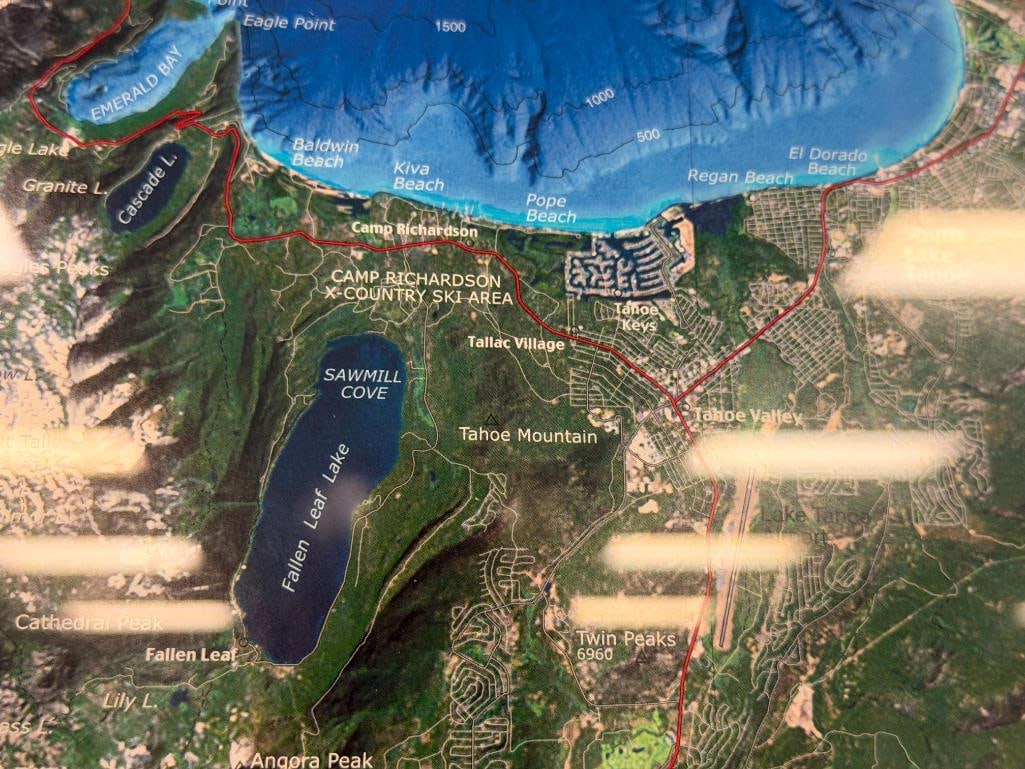 LARGE COLOR MAP OF LAKE TAHOE SHOWS SKI AREAS, HIGHWAYS, SURROUNDING LAKES, ETC. - 6