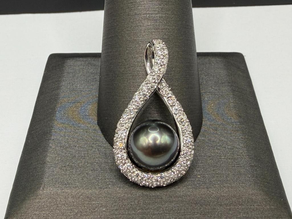 18K WHITE GOLD TAHITIAN PEARL AND ROUND BRILLIANT CUT DIAMONDS PENDANT - 2