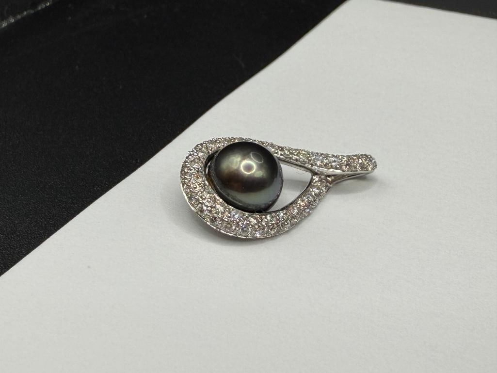 18K WHITE GOLD TAHITIAN PEARL AND ROUND BRILLIANT CUT DIAMONDS PENDANT - 4