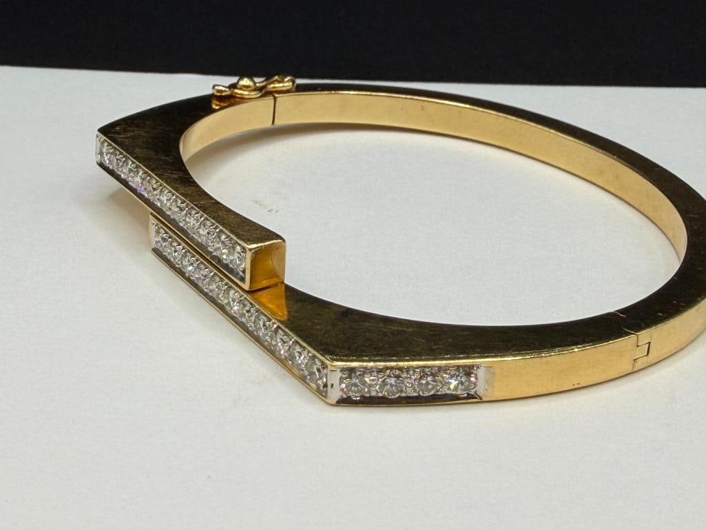 14K YELLOW GOLD ROUND BRILLIANT CUT DIAMOND BYPASS BANGLE BRACELET - 5