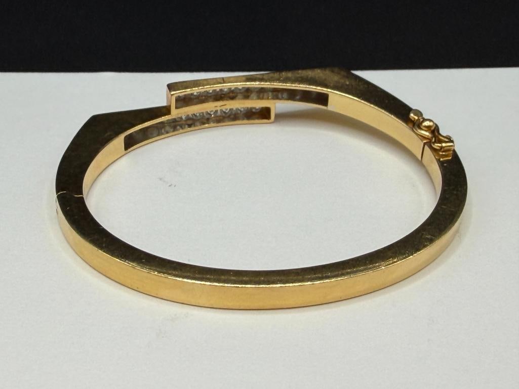 14K YELLOW GOLD ROUND BRILLIANT CUT DIAMOND BYPASS BANGLE BRACELET - 6