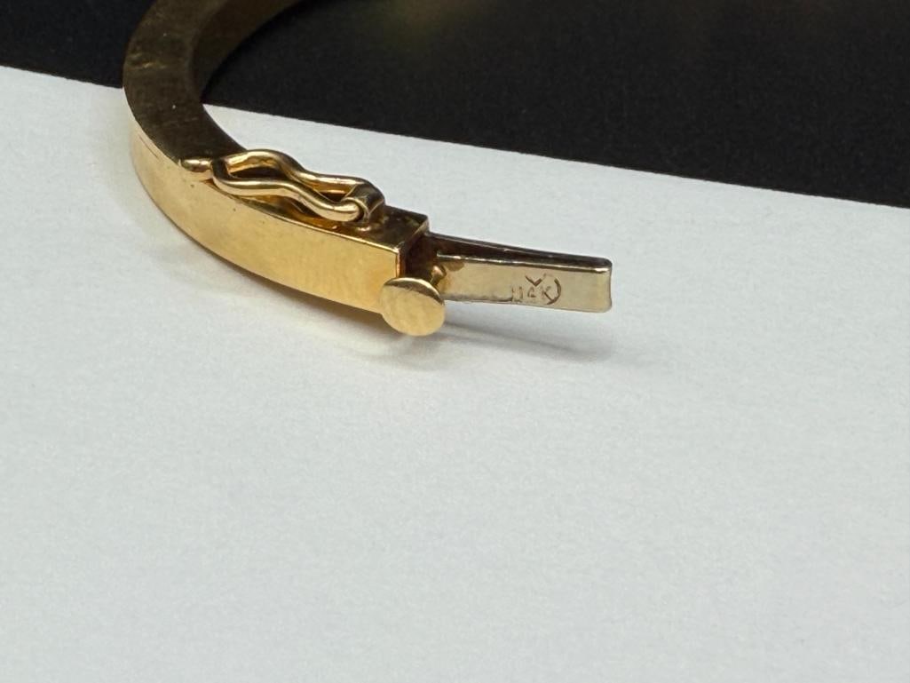 14K YELLOW GOLD ROUND BRILLIANT CUT DIAMOND BYPASS BANGLE BRACELET - 9
