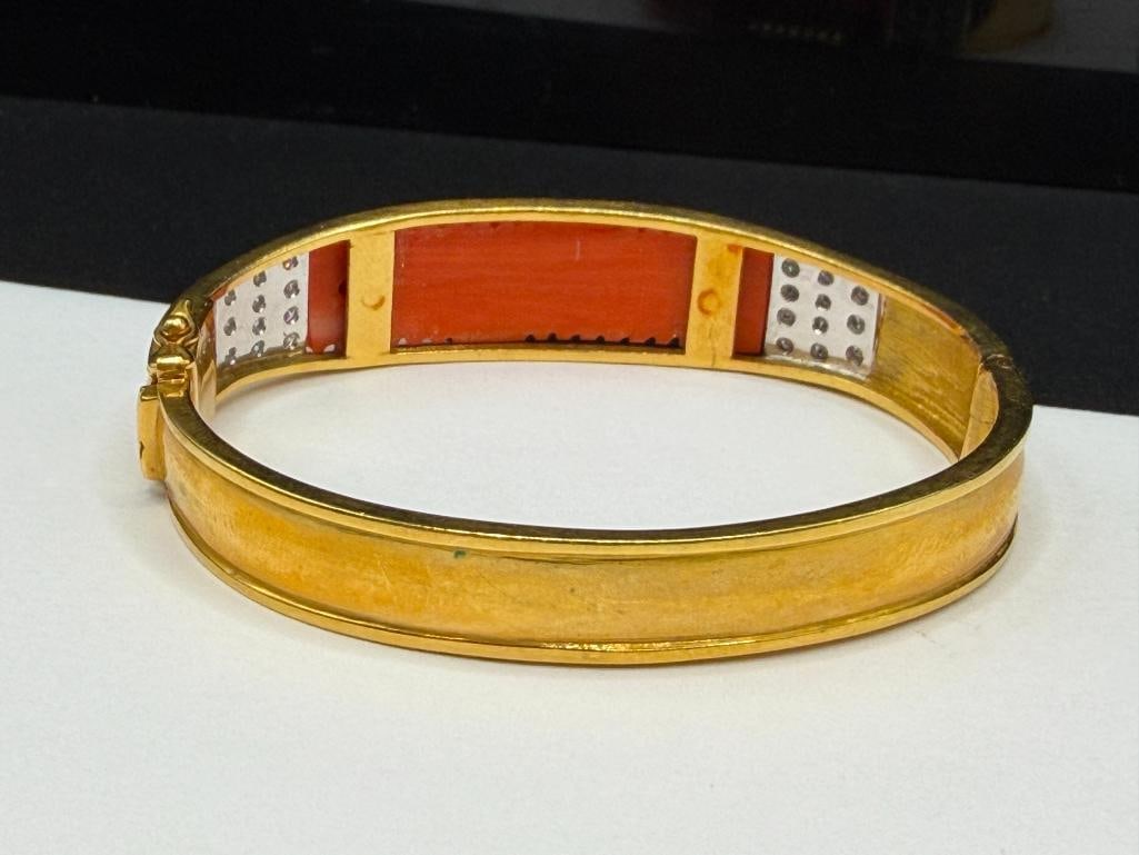 TELANTINI SIGNED 18K YELLOW GOLD CARVED CORAL AND ROUND BRILLIANT CUT DIAMOND BANGLE BRACELET - 6