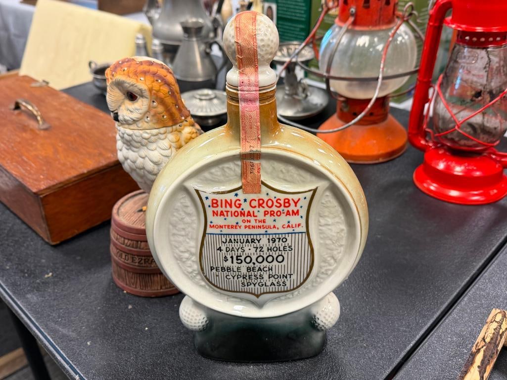 VINTAGE OLD EZRA AND BEAM BING CROSBY GOLF DECANTER - 8
