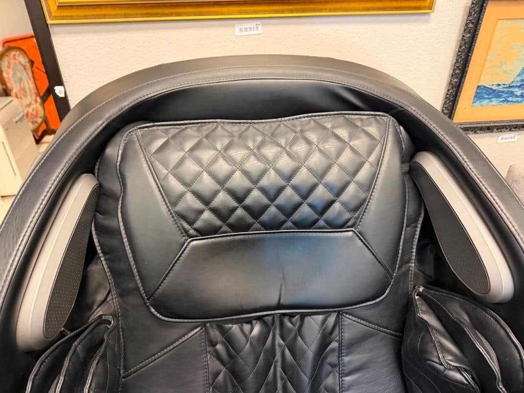 COTORI OOTRI-N900 FULL BODY ELECTRIC MASSAGE CHAIR WITH ZERO GRAVITY POSITIONING - 10