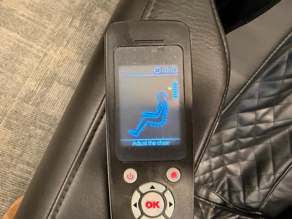 COTORI OOTRI-N900 FULL BODY ELECTRIC MASSAGE CHAIR WITH ZERO GRAVITY POSITIONING - 14