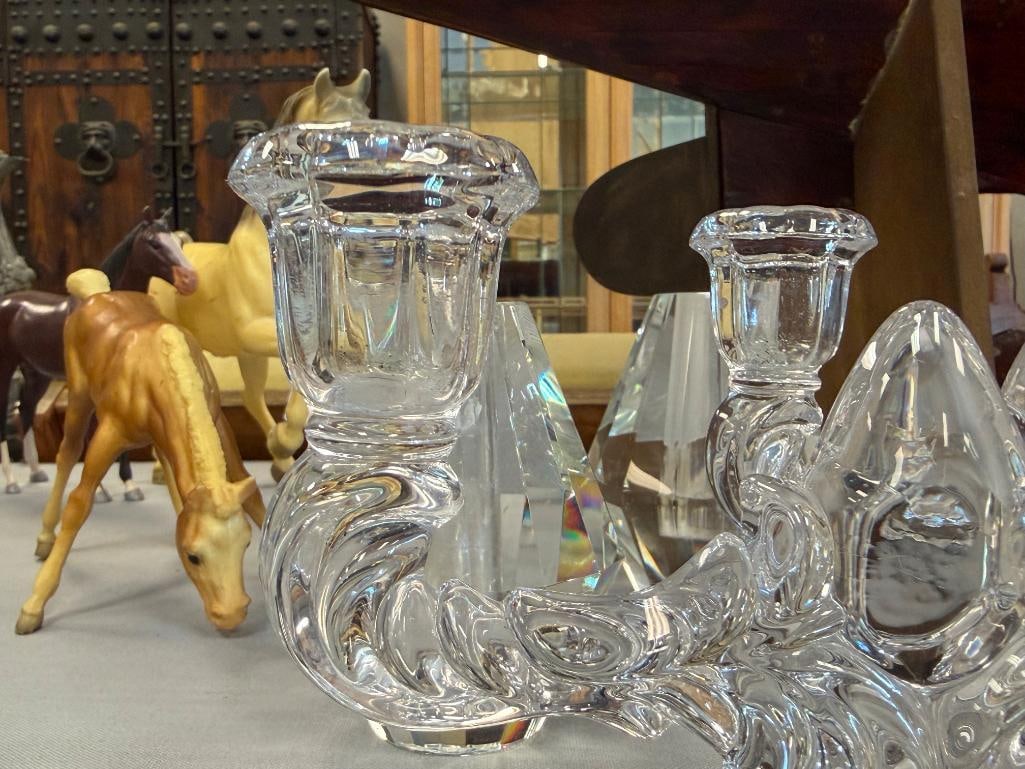 PAIR OF VINTAGE EAPG EARLY AMERICAN PRESSED GLASS DOUBLE CANDLESTICK HOLDERS - 5
