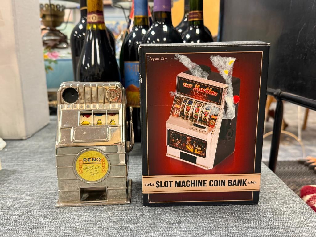 VINTAGE RENO PLASTIC JACK POT COIN BANK AND NOVELTY SLOT MACHINE COIN BANK WITH ORIGINAL BOX - 2