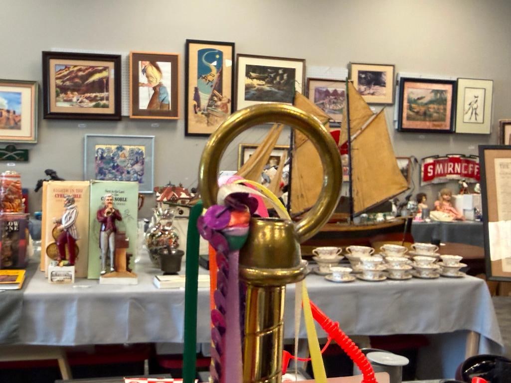 HAND PAINTED CAST RESIN CAROUSEL HORSE WITH POISHED BRASS STAND AND POLE - 8