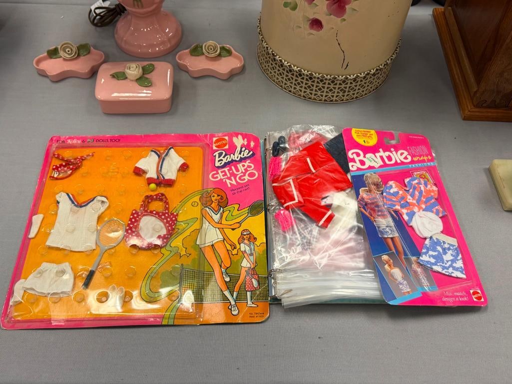 1970 BABRBIE GET-UPS 'N GO TENNIS 7842 AND 1990 BARBIE 4737 FASHION WRAPS BY MATTEL NEW IN PACKAGE: NEW IN PACKAGE SETS PLUS OVER 11 PIECES OF CLOTHING / ACCESSORIES