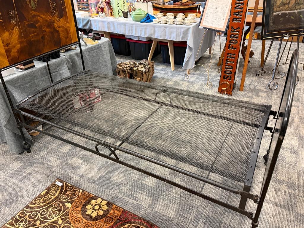 VINTAGE ART DECO PERIOD IRON AND SHEET METAL TWIN HEADBOARD AND FOOTBOARD WITH SPRING BASE - 6