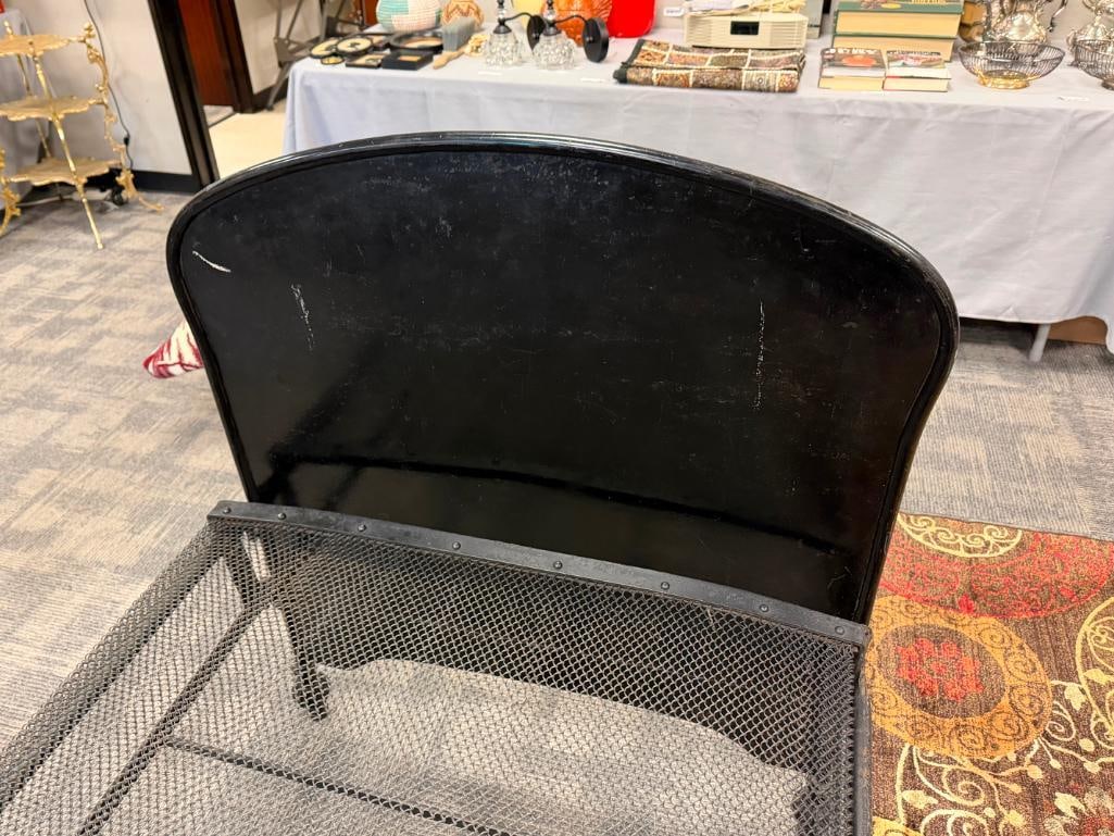 VINTAGE ART DECO PERIOD IRON AND SHEET METAL TWIN HEADBOARD AND FOOTBOARD WITH SPRING BASE - 7