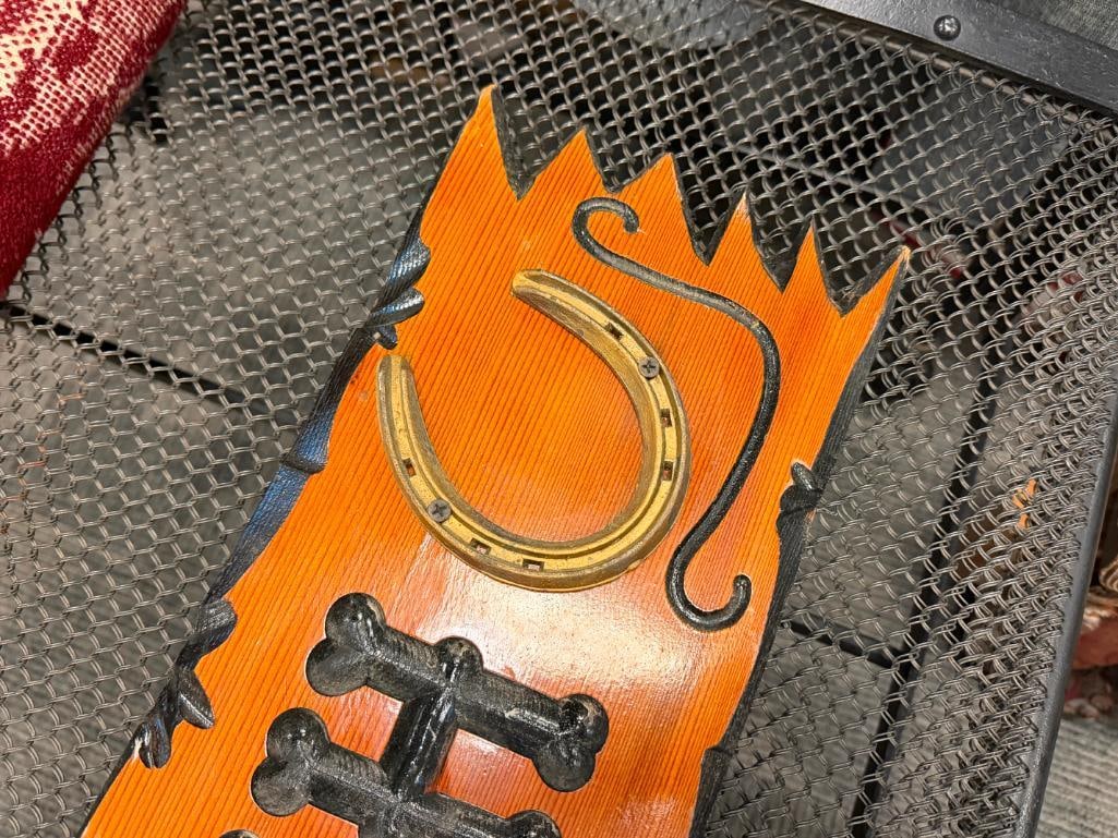 SOUTH FORK RANCH CARVED WOOD RANCH SIGN WITH HORSESHOES - 7