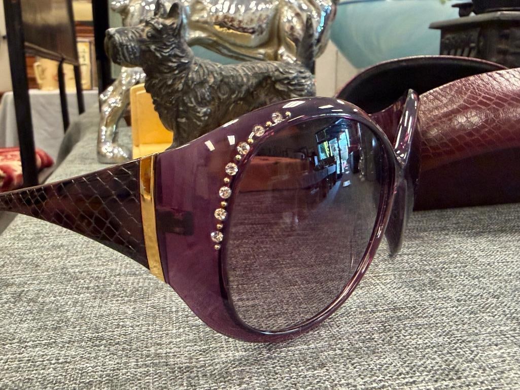 JOAN RIVERS CLASSIC COLLECTION SNAKESKIN BEWJEWELED SUNGLASSES WITH HARDSHELL CASE - 8
