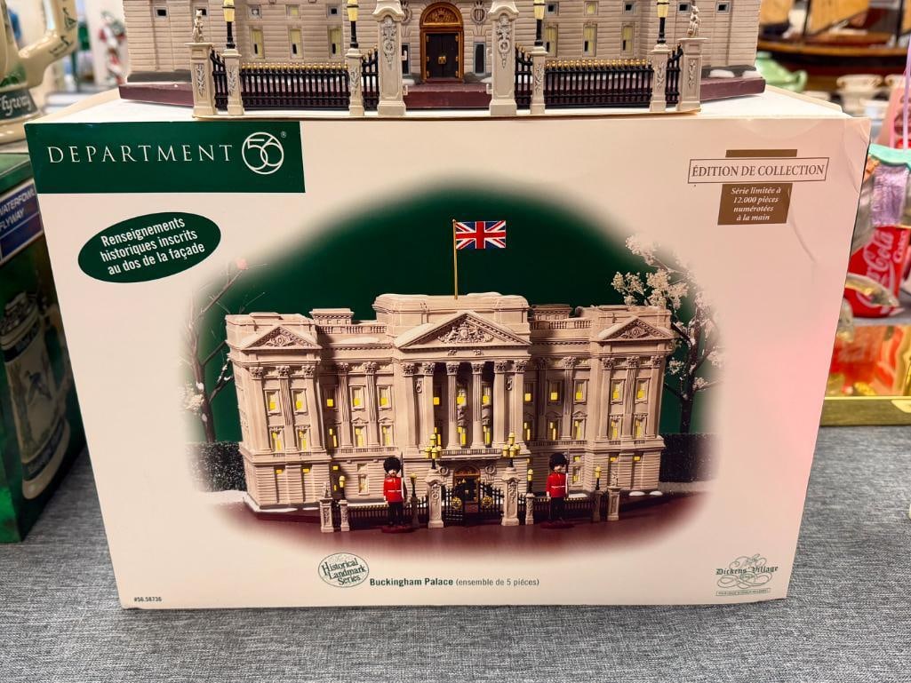 DICKENS VILLAGE. DEPT 56 HISTORICAL LANDMARK SERIES ILLUMINATING PORCELAIN BUILDINGS - 3