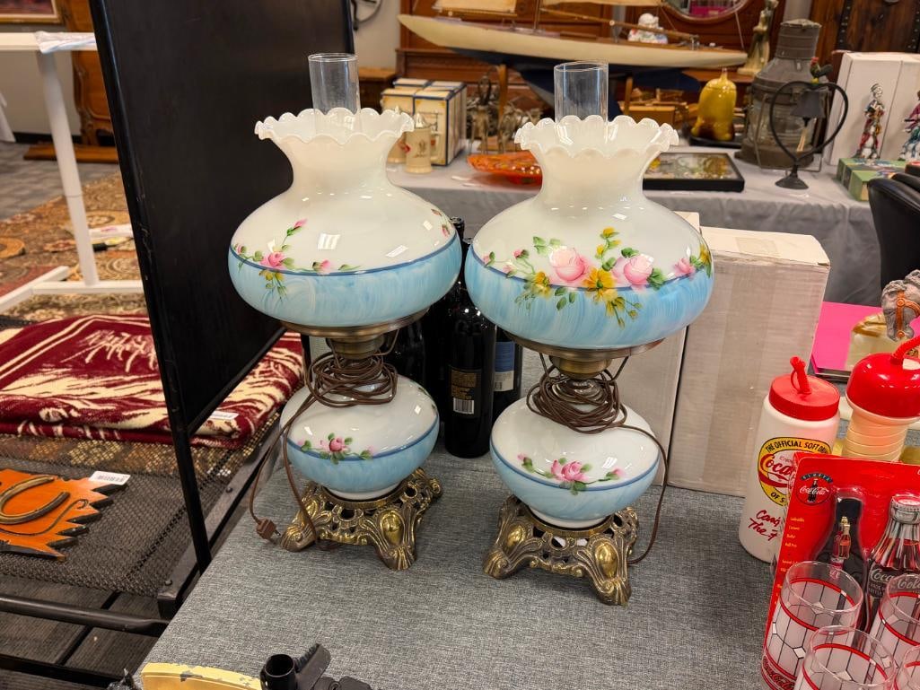 PAIR OF VINTAGE HAND PAINTED GLASS GONE WITH THE WIND TABLE / PARLOR LAMPS - 2