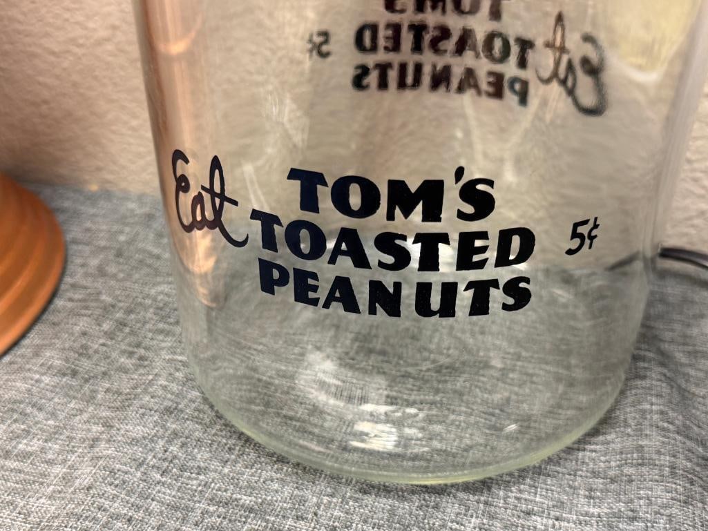 VINTAGE COUNTER TOP STORE GLASS PEANUT JAR TOM'S TOASTED PEANUTS 5 CENT - 3