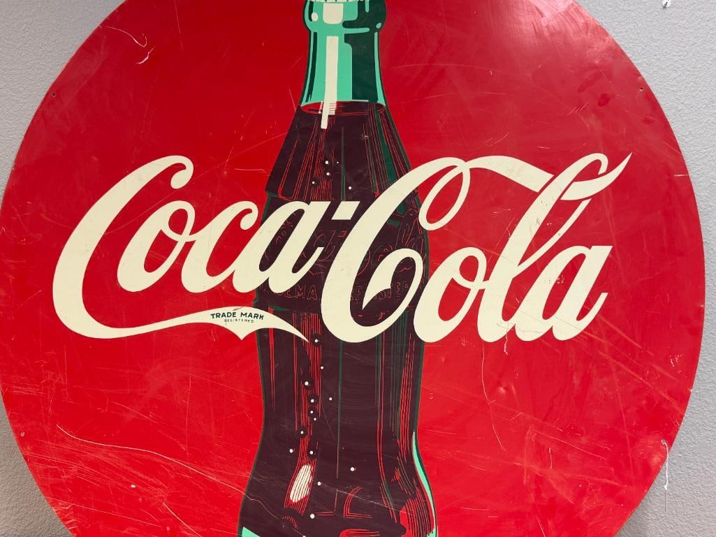1990'S LARGE COCA COLA CLASSIC RED AND WHITE CIRCULAR METAL SIGN CLASSIC SODA BOTTLE GRAPHIC - 2
