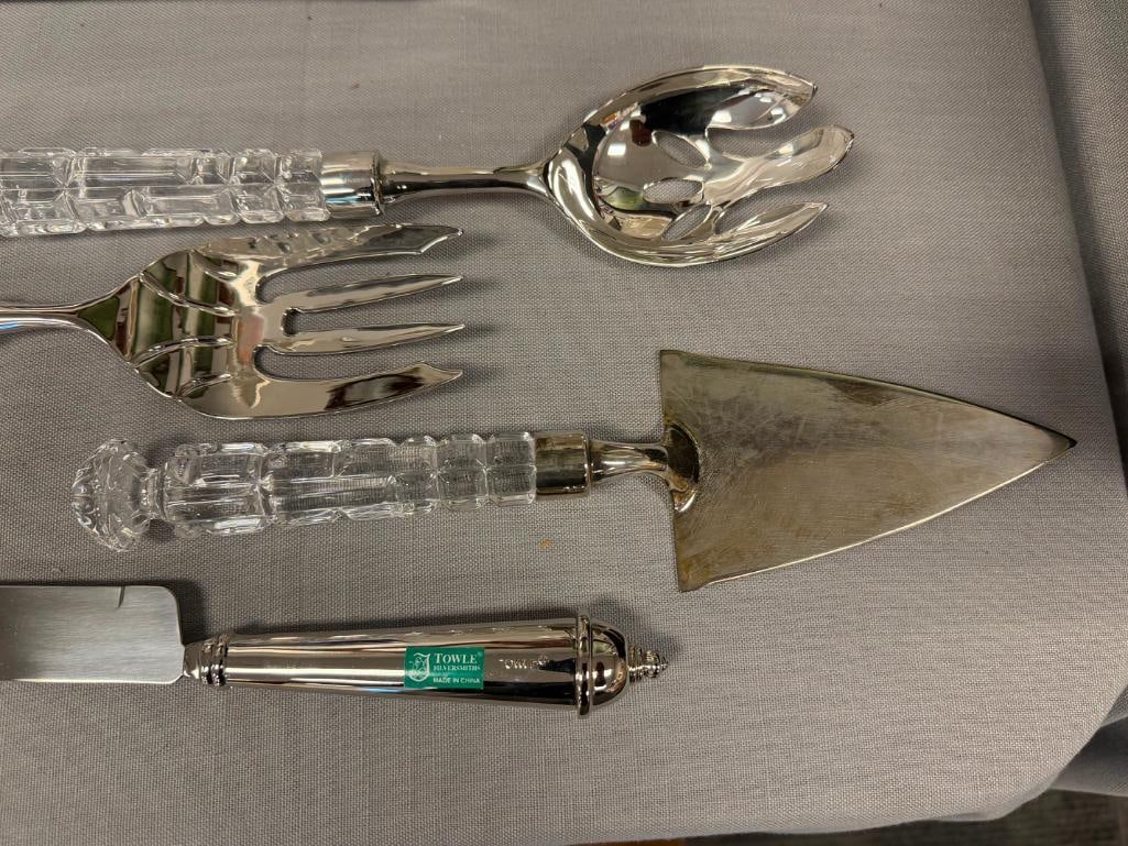 SHANNON CRYSTAL BY GODINGER 5-PIECE CATRINA SERVING SET AND TOWLE SILVER PLATE SERVING SET - 7
