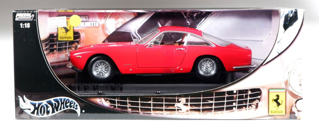 FERRARI: A 1:18 scale HotWheels Ferrari 250GT BERLINETTA (B6053) (1 of 2)