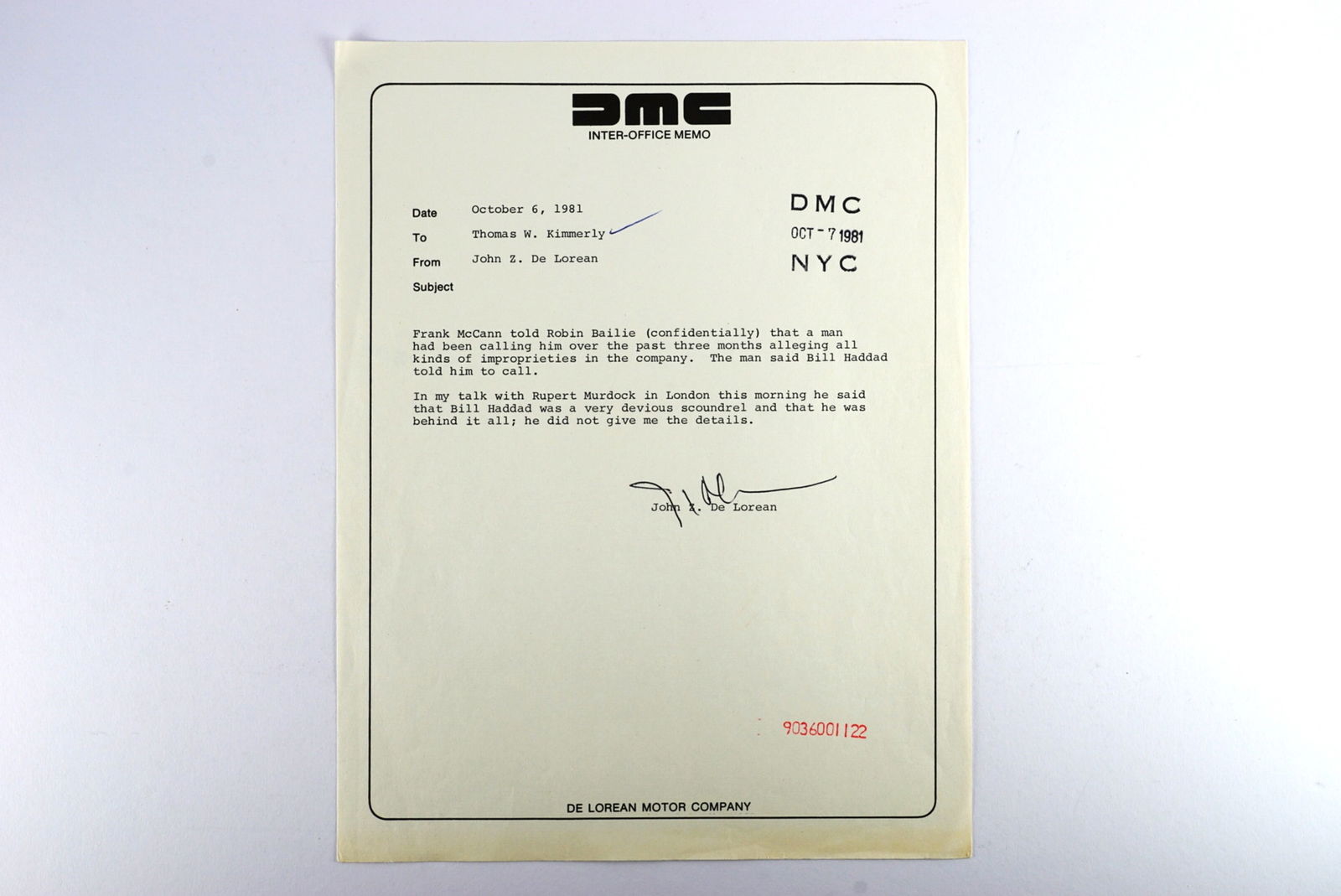 DE LOREAN: An interesting document hand signed by John Z. De Lorean DMC (1 of 3)