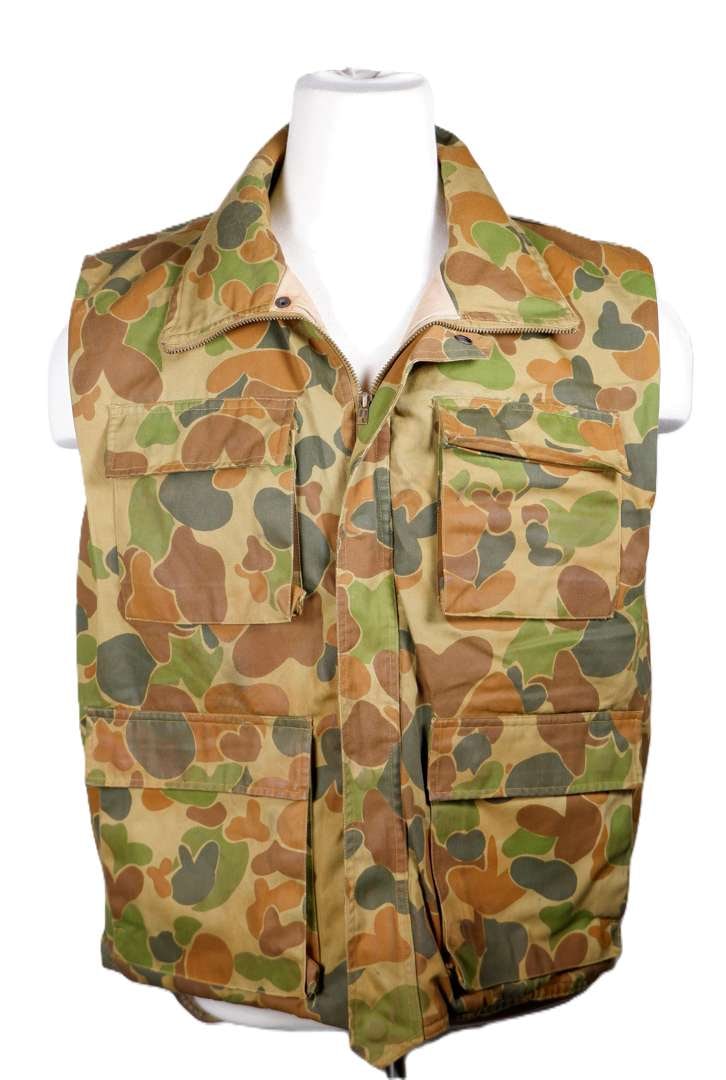 An Australian Army AusCam M-89 survival vest gilet, circa 1990s (1 of 6)