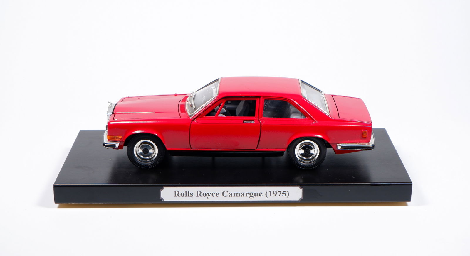 ミニカー MATCHBOX No.44  ROLLS-ROYCE
PHANTOM V Matchbox Lesney No. 44 Rolls-Royce Silver Cloud Gray Wheels
