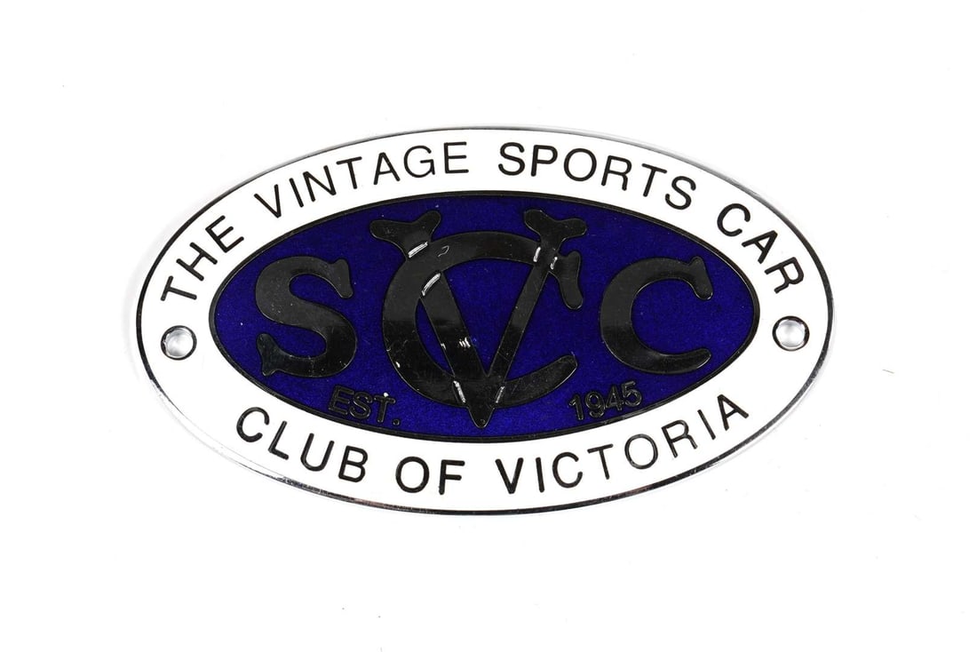 V.S.C.C: A ‘THE VINTAGE SPORTS CAR CLUB OF VICTORIA’ car badge (1 of 2)